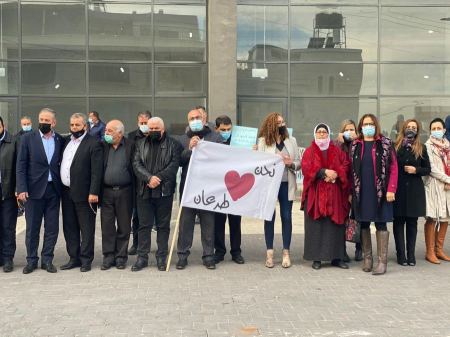 صور من طرعان: وقفة سلمية تدعو للصلح ونبذ العنف في البلدة